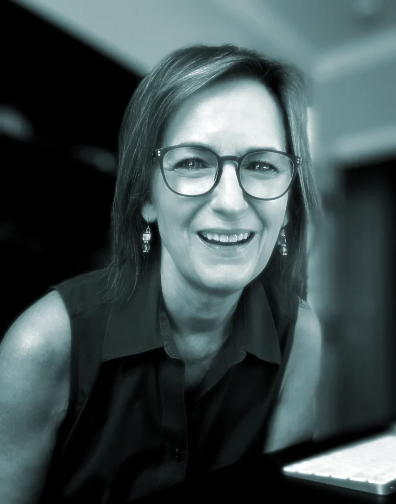 About Pamela Wilson, marketing advisor for healthcare and B2B businesses, and founder of GrowthMarketing.Studio